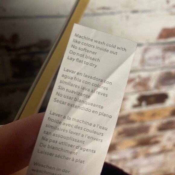 NWT Fabletics Luxe Velour Jogger in Cherry Burst Red - Picture 10 of 11